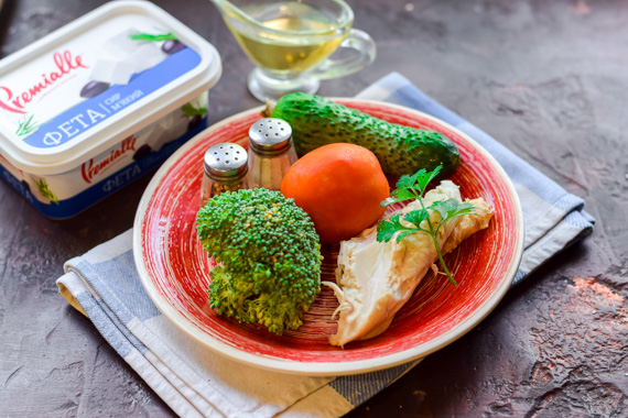 салат с брокколи и курицей рецепт фото 1